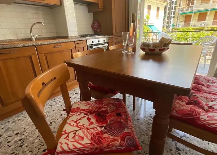 Casa Costa - - Free Parking *